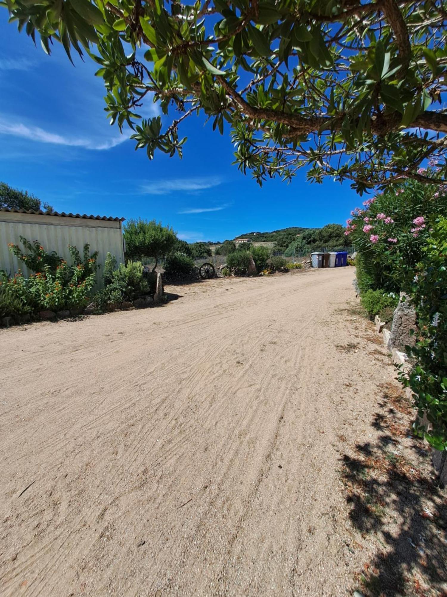 B&B Li Salcuneddi Aglientu Exterior foto